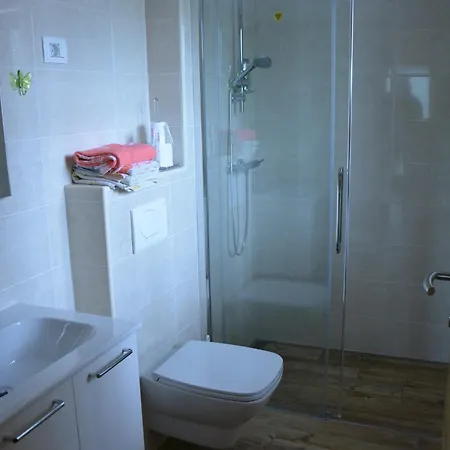 Apartmaji Kobal * Zoll