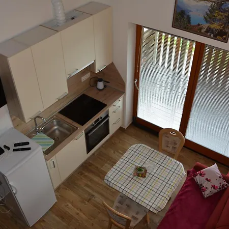 Apartma Apartmaji Kobal Col